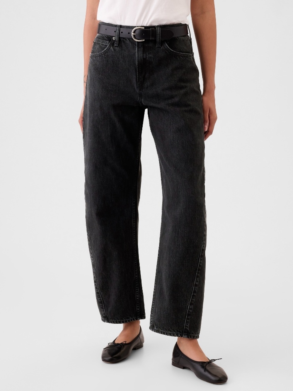 GAP High Rise Barrel Jeans in Black Size 28